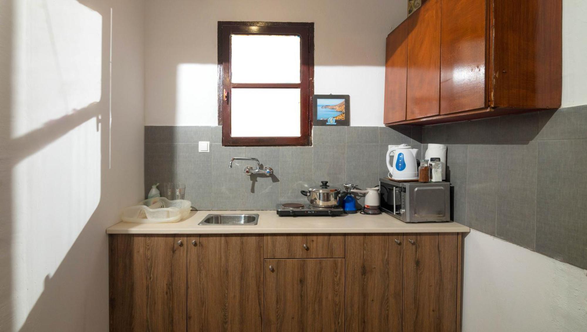 Minoa Sea Rooms ชูสท์ซูโรส ภายนอก รูปภาพ