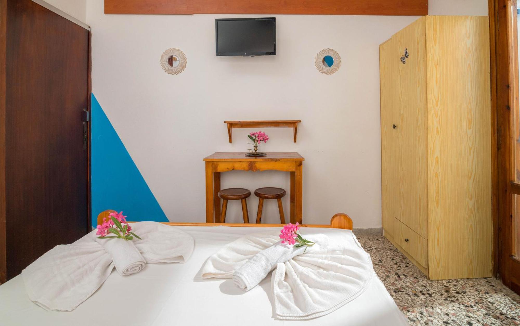 Minoa Sea Rooms ชูสท์ซูโรส ภายนอก รูปภาพ