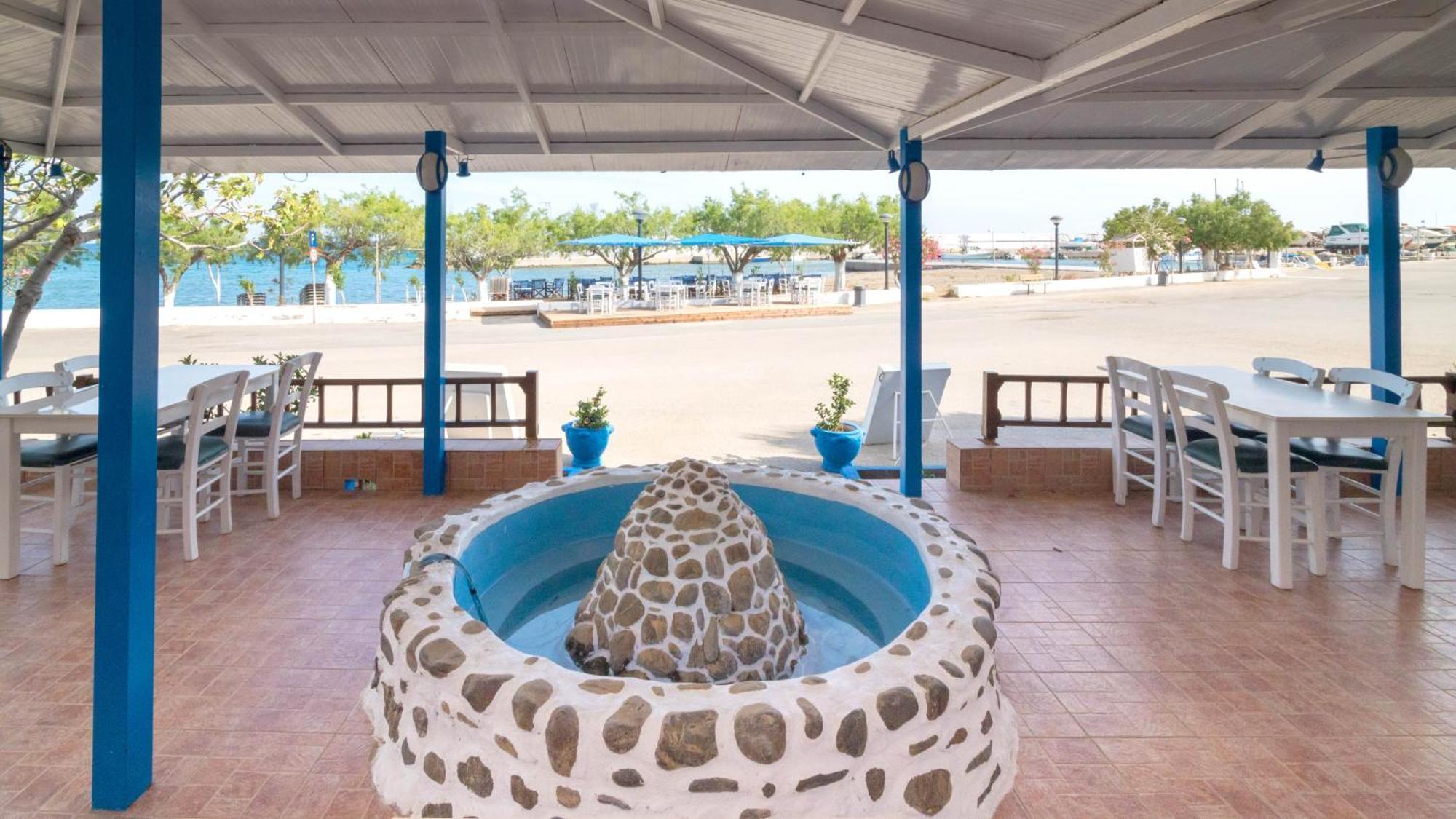 Minoa Sea Rooms ชูสท์ซูโรส ภายนอก รูปภาพ
