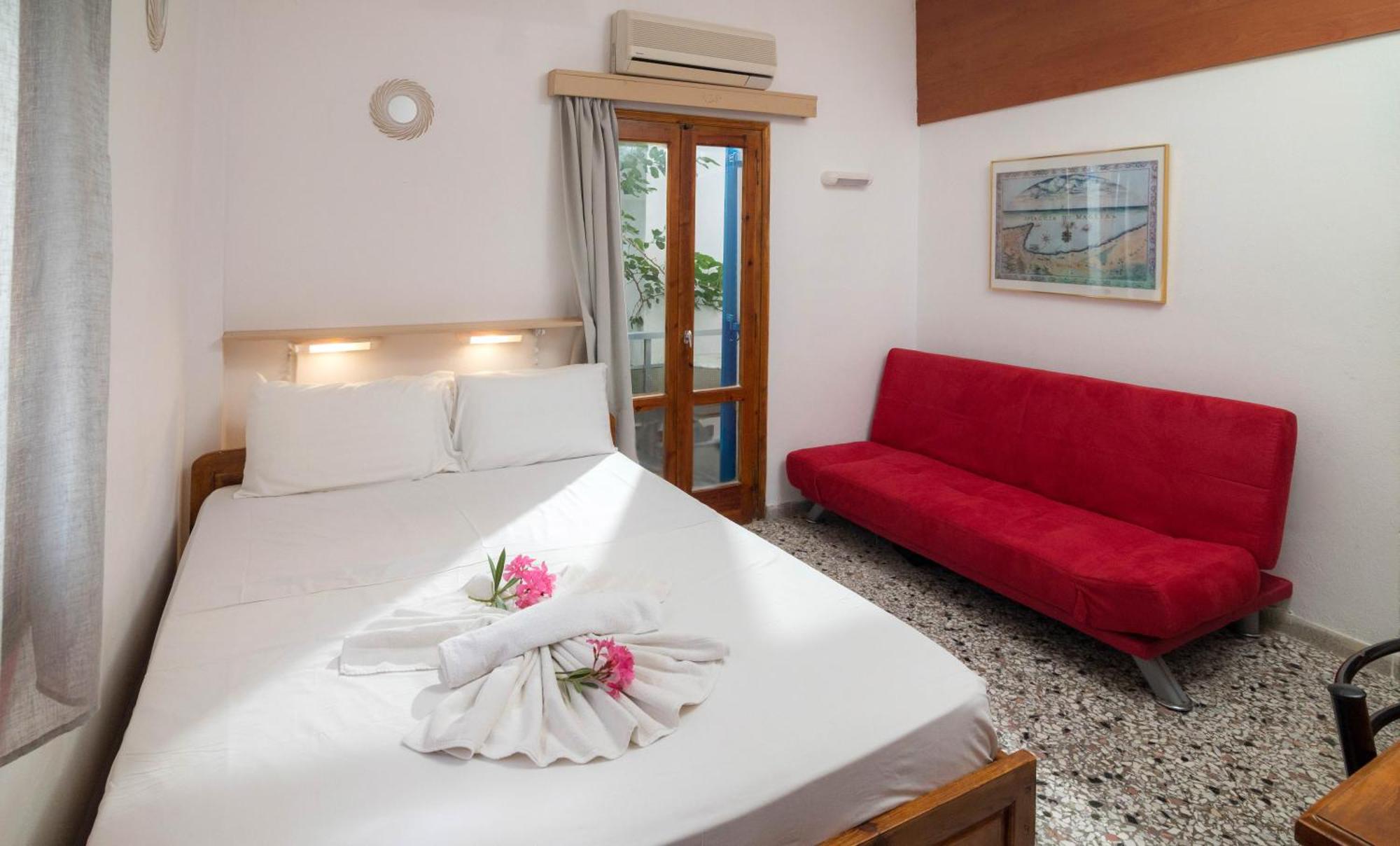 Minoa Sea Rooms ชูสท์ซูโรส ภายนอก รูปภาพ