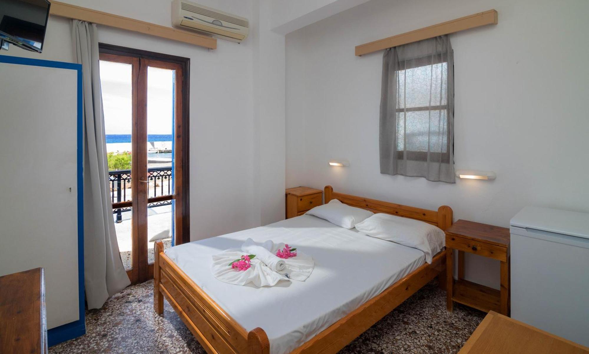 Minoa Sea Rooms ชูสท์ซูโรส ภายนอก รูปภาพ